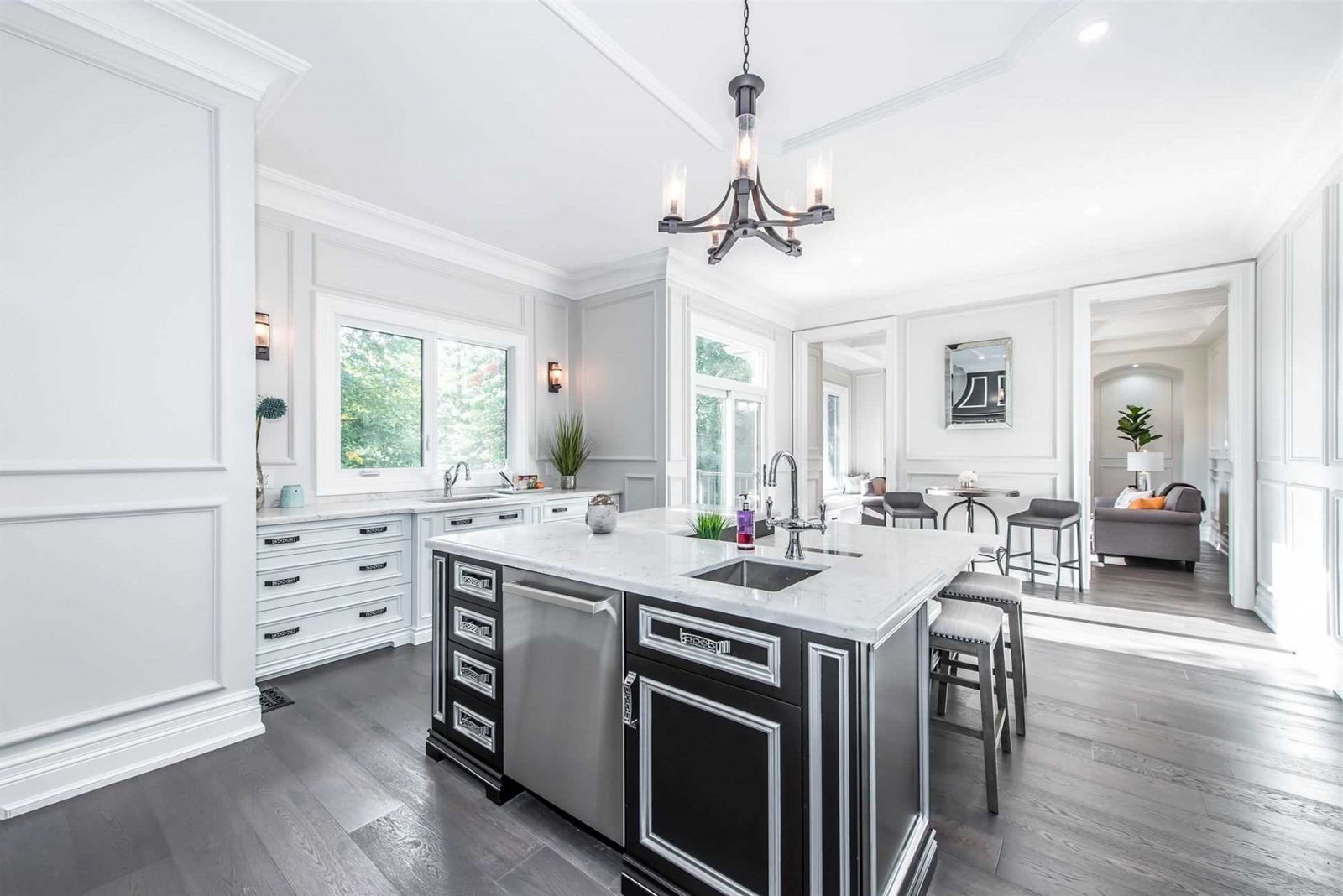 欧式简约风格家装设计别墅装修效果图-厨房 欧式简约风格家装设计别墅装修效果图-厨房